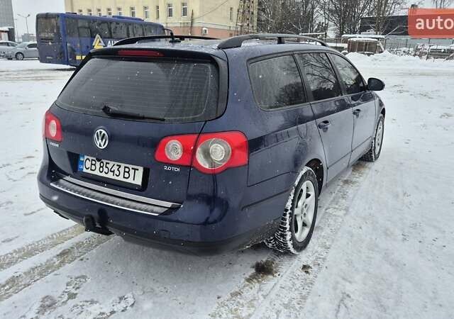 Синий Фольксваген Пассат, объемом двигателя 2 л и пробегом 316 тыс. км за 6000 $, фото 4 на Automoto.ua