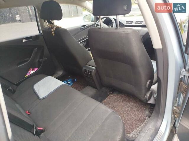 Синий Фольксваген Пассат, объемом двигателя 1.9 л и пробегом 360 тыс. км за 5300 $, фото 10 на Automoto.ua