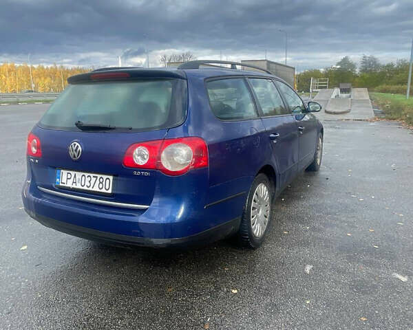 Фольксваген Пассат 2006 в Киеве на Automoto.ua Синий Фольксваген Пассат, объемом двигателя 2 л и пробегом 290 тыс. км за 2900 $, фото 3 на Automoto.ua