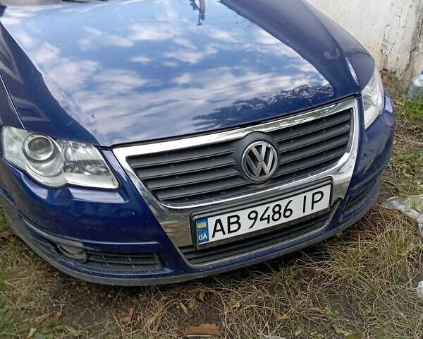 Фольксваген Пассат 2006 в Песчанке на Automoto.ua Синий Фольксваген Пассат, объемом двигателя 2 л и пробегом 267 тыс. км за 4500 $, фото 2 на Automoto.ua