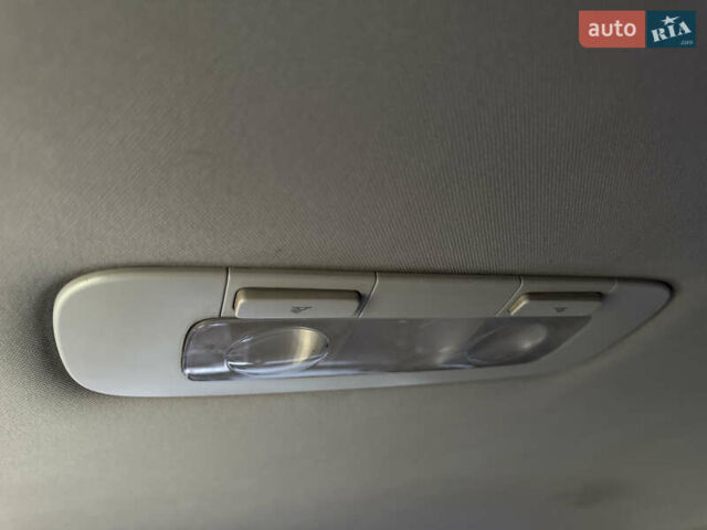 Синій Фольксваген Пассат, об'ємом двигуна 1.97 л та пробігом 295 тис. км за 5950 $, фото 41 на Automoto.ua