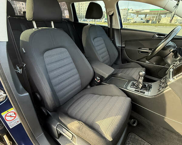 Синий Фольксваген Пассат, объемом двигателя 1.9 л и пробегом 250 тыс. км за 6300 $, фото 26 на Automoto.ua