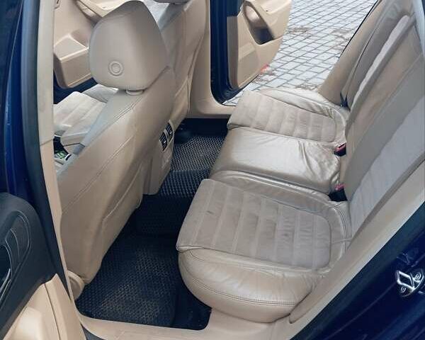 Синий Фольксваген Пассат, объемом двигателя 2 л и пробегом 420 тыс. км за 7000 $, фото 3 на Automoto.ua