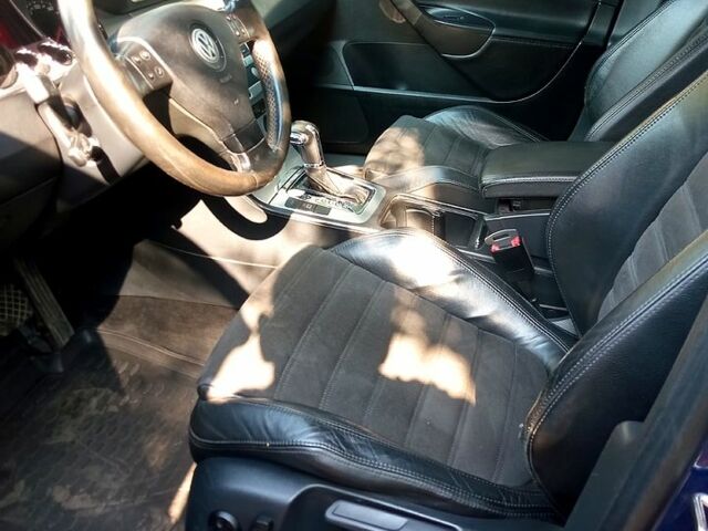 Синий Фольксваген Пассат, объемом двигателя 2 л и пробегом 260 тыс. км за 4800 $, фото 7 на Automoto.ua