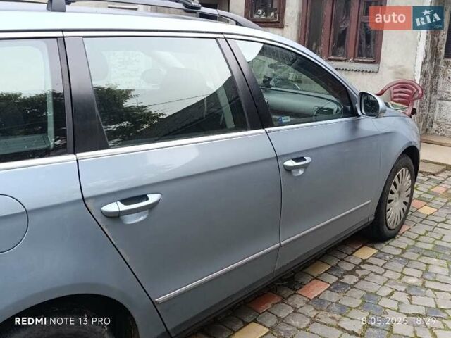 Синий Фольксваген Пассат, объемом двигателя 1.97 л и пробегом 360 тыс. км за 7000 $, фото 2 на Automoto.ua