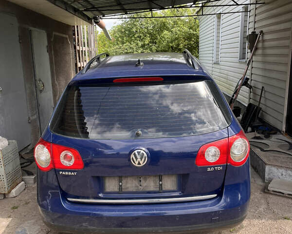 Синій Фольксваген Пассат, об'ємом двигуна 2 л та пробігом 310 тис. км за 3500 $, фото 2 на Automoto.ua