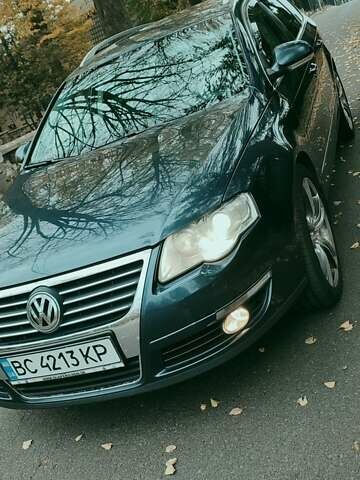 Синий Фольксваген Пассат, объемом двигателя 2 л и пробегом 317 тыс. км за 5300 $, фото 7 на Automoto.ua