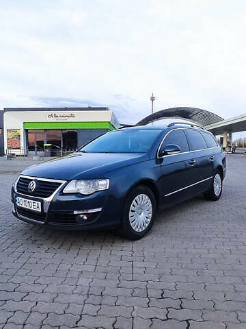 Синий Фольксваген Пассат, объемом двигателя 1.97 л и пробегом 280 тыс. км за 6500 $, фото 5 на Automoto.ua