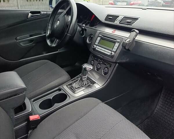 Синий Фольксваген Пассат, объемом двигателя 2 л и пробегом 274 тыс. км за 5700 $, фото 15 на Automoto.ua