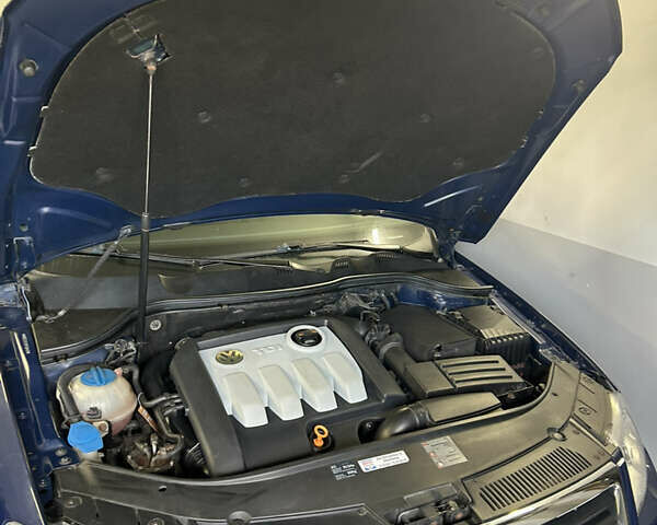 Синій Фольксваген Пассат, об'ємом двигуна 1.9 л та пробігом 344 тис. км за 7550 $, фото 95 на Automoto.ua