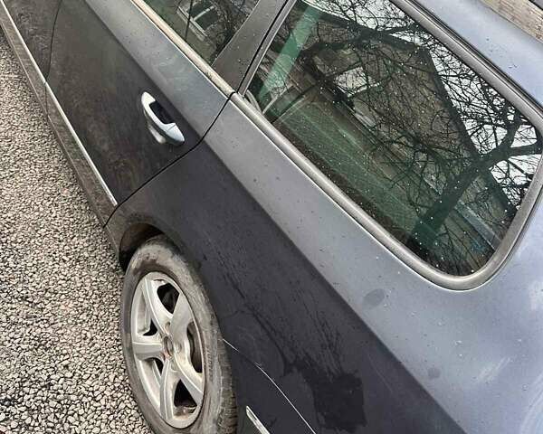 Синій Фольксваген Пассат, об'ємом двигуна 1.97 л та пробігом 251 тис. км за 5650 $, фото 4 на Automoto.ua