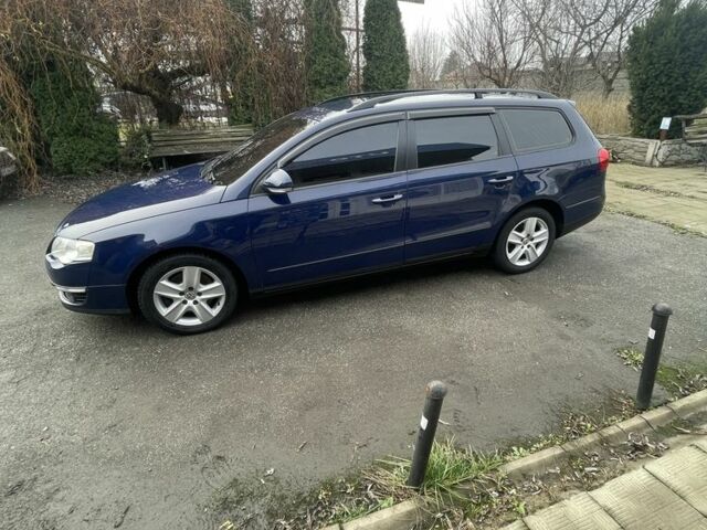 Синий Фольксваген Пассат, объемом двигателя 1.6 л и пробегом 187 тыс. км за 6000 $, фото 2 на Automoto.ua