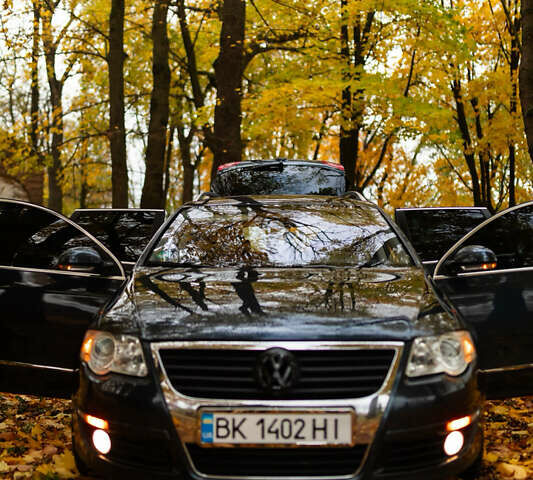 Синий Фольксваген Пассат, объемом двигателя 2 л и пробегом 284 тыс. км за 6400 $, фото 34 на Automoto.ua