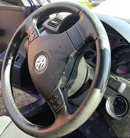 Синій Фольксваген Пассат, об'ємом двигуна 1.9 л та пробігом 400 тис. км за 3300 $, фото 4 на Automoto.ua