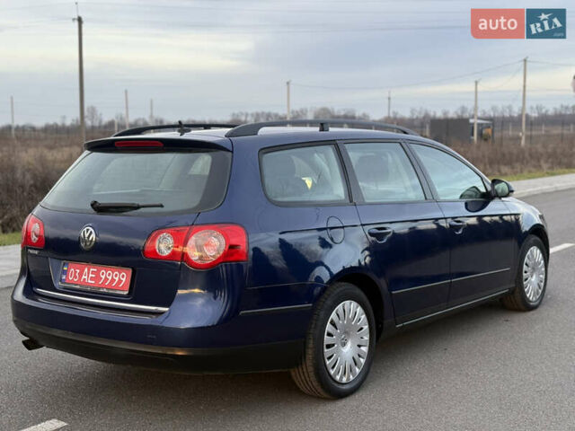Синій Фольксваген Пассат, об'ємом двигуна 1.6 л та пробігом 193 тис. км за 6600 $, фото 12 на Automoto.ua