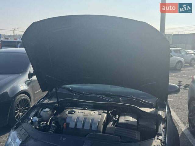 Синий Фольксваген Пассат, объемом двигателя 1.97 л и пробегом 340 тыс. км за 6800 $, фото 26 на Automoto.ua