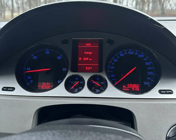 Синий Фольксваген Пассат, объемом двигателя 1.97 л и пробегом 340 тыс. км за 6999 $, фото 12 на Automoto.ua