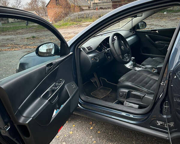 Синий Фольксваген Пассат, объемом двигателя 1.97 л и пробегом 266 тыс. км за 7099 $, фото 15 на Automoto.ua