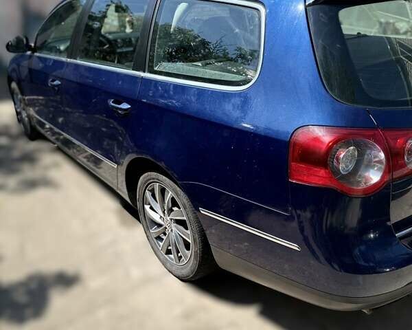 Фольксваген Пассат 2007 в Запорожье на Automoto.ua Синий Фольксваген Пассат, объемом двигателя 1.97 л и пробегом 330 тыс. км за 6500 $, фото 10 на Automoto.ua