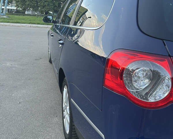 Синій Фольксваген Пассат, об'ємом двигуна 1.9 л та пробігом 344 тис. км за 7550 $, фото 13 на Automoto.ua