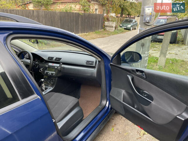 Синий Фольксваген Пассат, объемом двигателя 1.9 л и пробегом 340 тыс. км за 3999 $, фото 6 на Automoto.ua