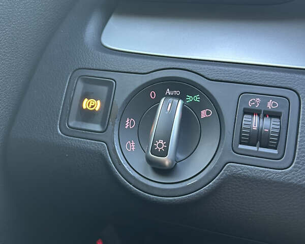 Синій Фольксваген Пассат, об'ємом двигуна 1.9 л та пробігом 344 тис. км за 7550 $, фото 93 на Automoto.ua