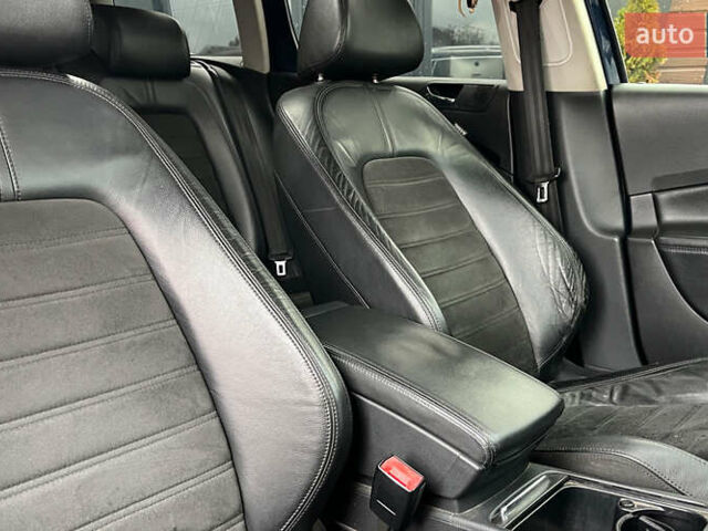 Синий Фольксваген Пассат, объемом двигателя 1.98 л и пробегом 265 тыс. км за 4990 $, фото 21 на Automoto.ua