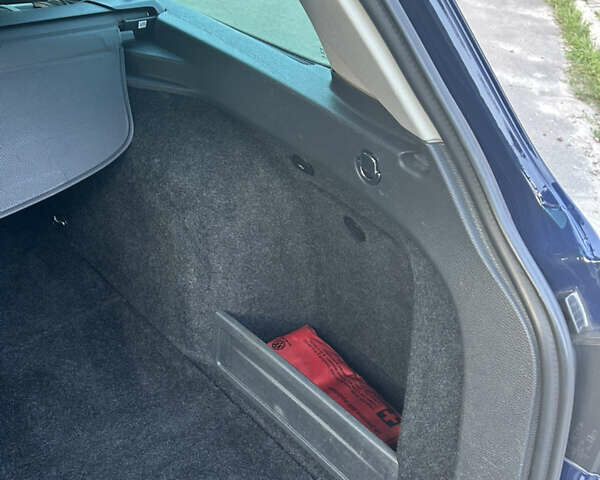 Синій Фольксваген Пассат, об'ємом двигуна 1.9 л та пробігом 344 тис. км за 7550 $, фото 31 на Automoto.ua