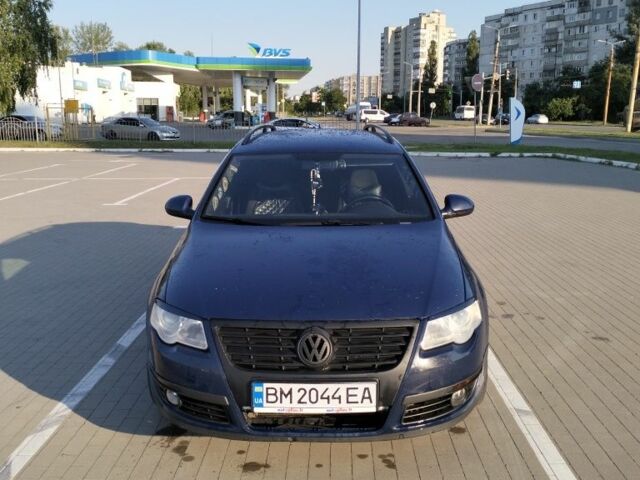 Синий Фольксваген Пассат, объемом двигателя 2 л и пробегом 265 тыс. км за 6800 $, фото 2 на Automoto.ua