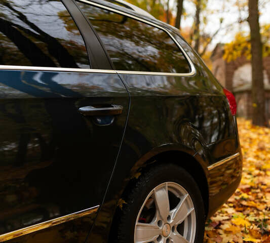 Синий Фольксваген Пассат, объемом двигателя 2 л и пробегом 284 тыс. км за 6400 $, фото 17 на Automoto.ua