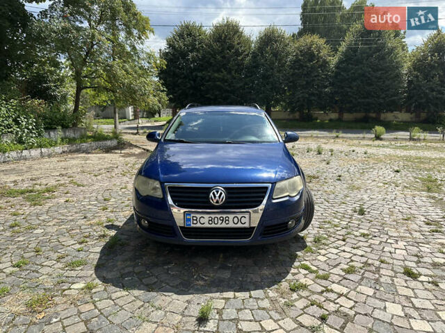 Синій Фольксваген Пассат, об'ємом двигуна 1.9 л та пробігом 320 тис. км за 5500 $, фото 1 на Automoto.ua