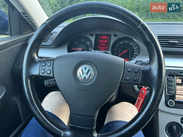 Синій Фольксваген Пассат, об'ємом двигуна 1.9 л та пробігом 344 тис. км за 7550 $, фото 66 на Automoto.ua