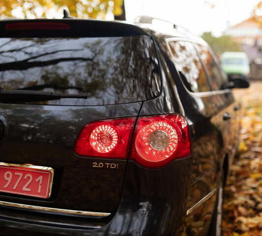 Синий Фольксваген Пассат, объемом двигателя 2 л и пробегом 284 тыс. км за 6400 $, фото 22 на Automoto.ua