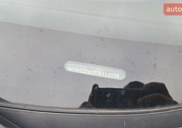 Синий Фольксваген Пассат, объемом двигателя 1.98 л и пробегом 390 тыс. км за 5000 $, фото 9 на Automoto.ua