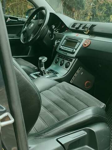 Синий Фольксваген Пассат, объемом двигателя 2 л и пробегом 317 тыс. км за 5300 $, фото 4 на Automoto.ua