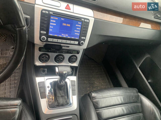 Синий Фольксваген Пассат, объемом двигателя 2 л и пробегом 290 тыс. км за 7000 $, фото 11 на Automoto.ua