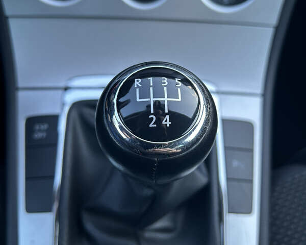 Синій Фольксваген Пассат, об'ємом двигуна 1.9 л та пробігом 344 тис. км за 7550 $, фото 69 на Automoto.ua