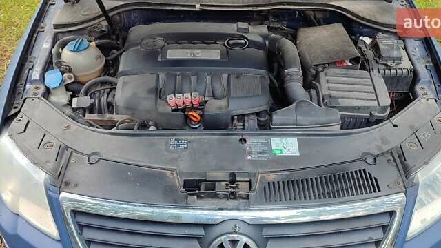 Фольксваген Пассат 2007 у Броварах на Automoto.ua Синій Фольксваген Пассат, об'ємом двигуна 1.6 л та пробігом 320 тис. км за 5100 $, фото 1 на Automoto.ua