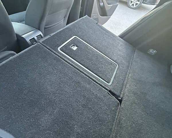 Синій Фольксваген Пассат, об'ємом двигуна 1.9 л та пробігом 344 тис. км за 7550 $, фото 34 на Automoto.ua