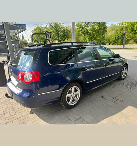 Синий Фольксваген Пассат, объемом двигателя 2 л и пробегом 265 тыс. км за 6500 $, фото 6 на Automoto.ua