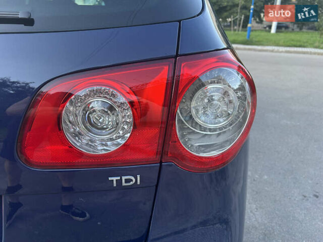 Синій Фольксваген Пассат, об'ємом двигуна 1.9 л та пробігом 344 тис. км за 7550 $, фото 14 на Automoto.ua