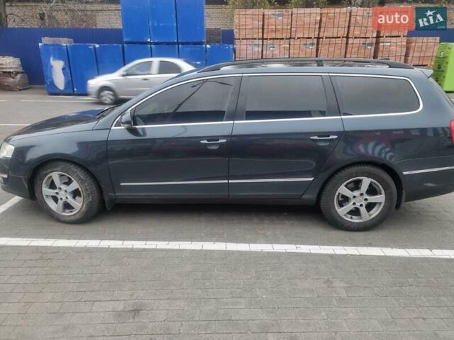 Синий Фольксваген Пассат, объемом двигателя 1.97 л и пробегом 320 тыс. км за 6700 $, фото 1 на Automoto.ua