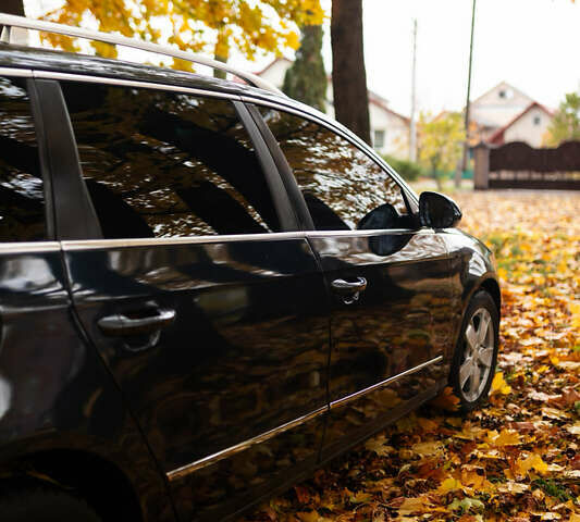 Синий Фольксваген Пассат, объемом двигателя 2 л и пробегом 284 тыс. км за 6400 $, фото 24 на Automoto.ua