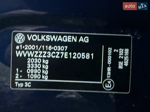 Синій Фольксваген Пассат, об'ємом двигуна 1.6 л та пробігом 193 тис. км за 6600 $, фото 32 на Automoto.ua