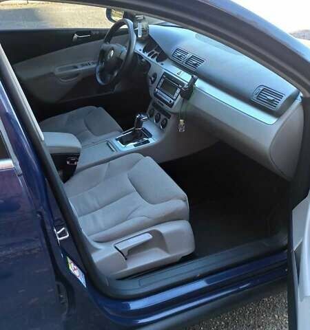 Синий Фольксваген Пассат, объемом двигателя 2 л и пробегом 265 тыс. км за 7100 $, фото 10 на Automoto.ua