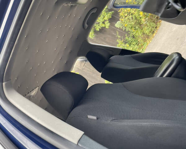 Синій Фольксваген Пассат, об'ємом двигуна 1.9 л та пробігом 320 тис. км за 3999 $, фото 13 на Automoto.ua