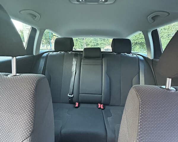 Синій Фольксваген Пассат, об'ємом двигуна 1.9 л та пробігом 344 тис. км за 7550 $, фото 74 на Automoto.ua