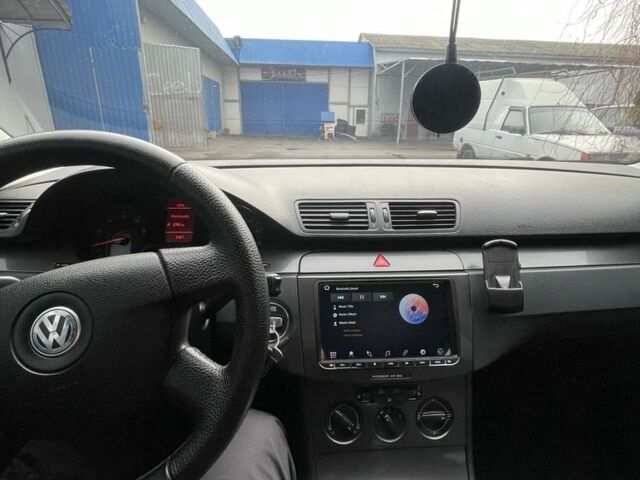 Синий Фольксваген Пассат, объемом двигателя 1.6 л и пробегом 187 тыс. км за 6000 $, фото 6 на Automoto.ua