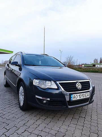 Синий Фольксваген Пассат, объемом двигателя 1.97 л и пробегом 280 тыс. км за 6500 $, фото 2 на Automoto.ua