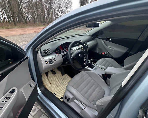 Синий Фольксваген Пассат, объемом двигателя 1.97 л и пробегом 340 тыс. км за 6999 $, фото 17 на Automoto.ua